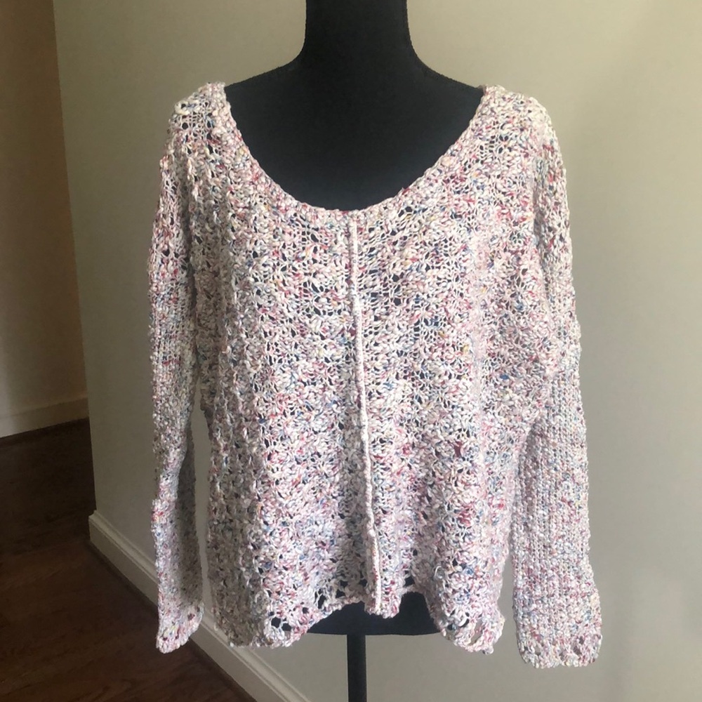Free People slouchy sweater. Beige marled with red, blue, yellow. Size M